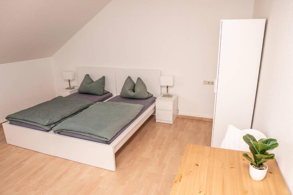 Gemuetliche Ferienwohnung Im Zentrum Von بلوين المظهر الخارجي الصورة
